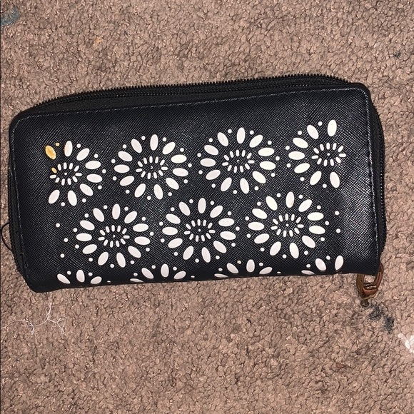 Wallet - Picture 2 of 3